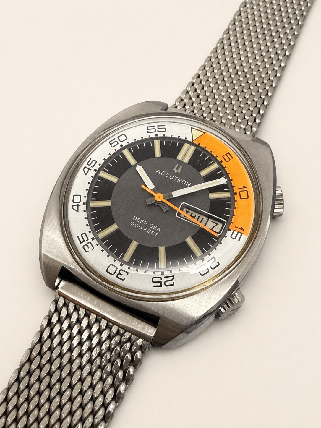 1969 Accutron Deep Sea 666 Compressor Ref. 781
